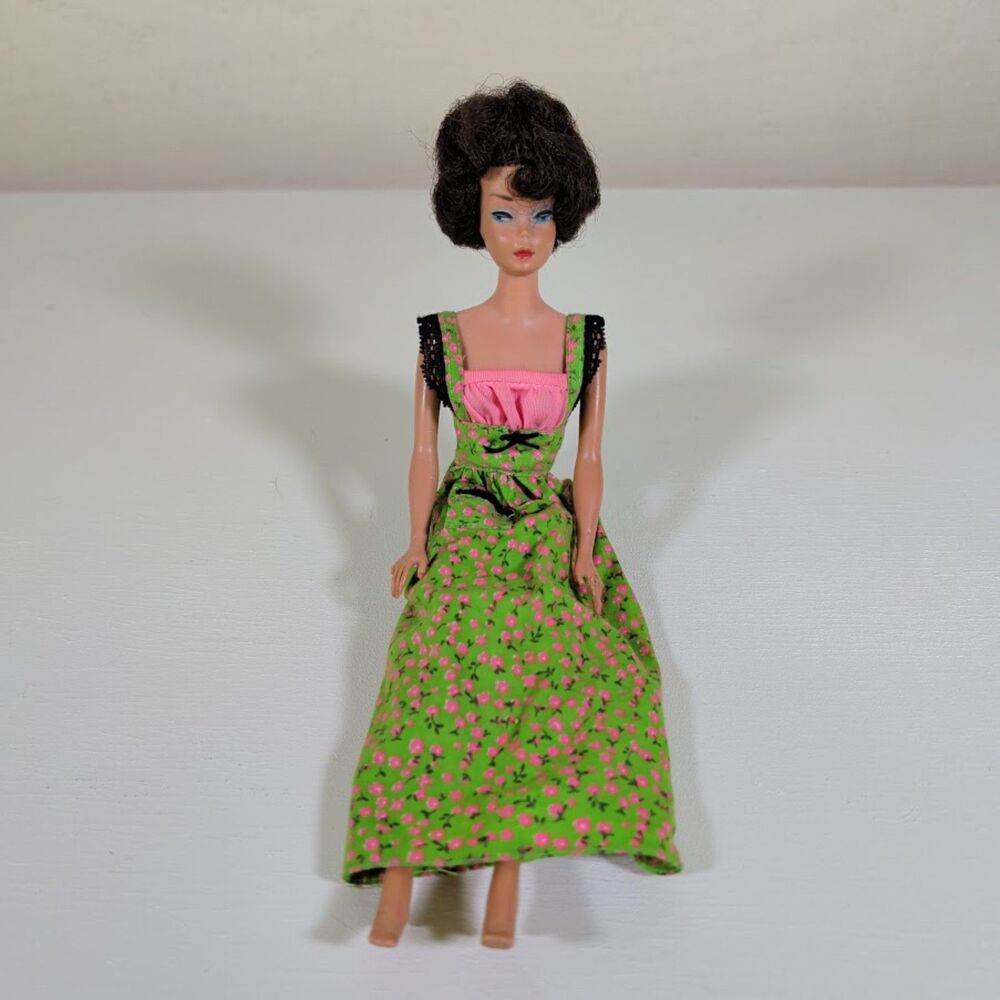 Vintage Mattel Barbie or Midge doll 1960s, featuring a "bubble cut" hairstyle